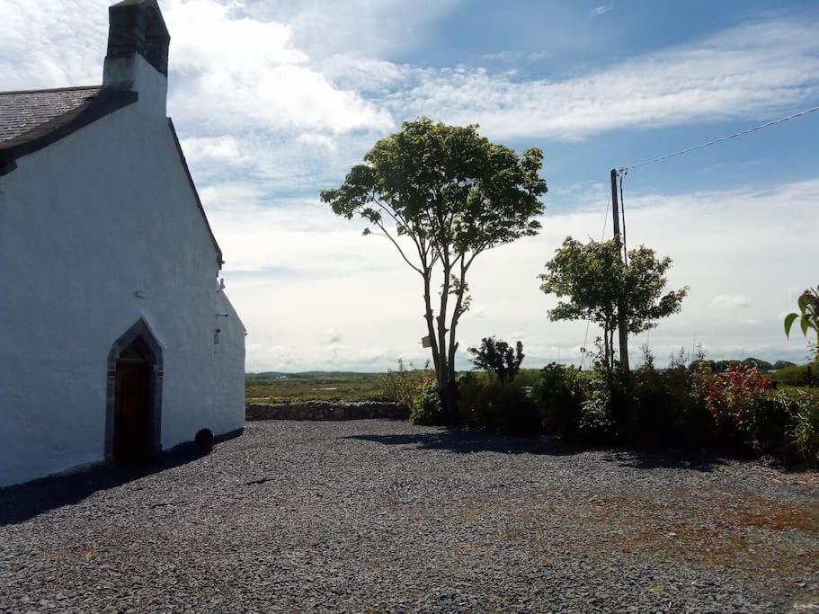 The Burren Art Gallery Built In 1798 Villa Tubber Exterior foto